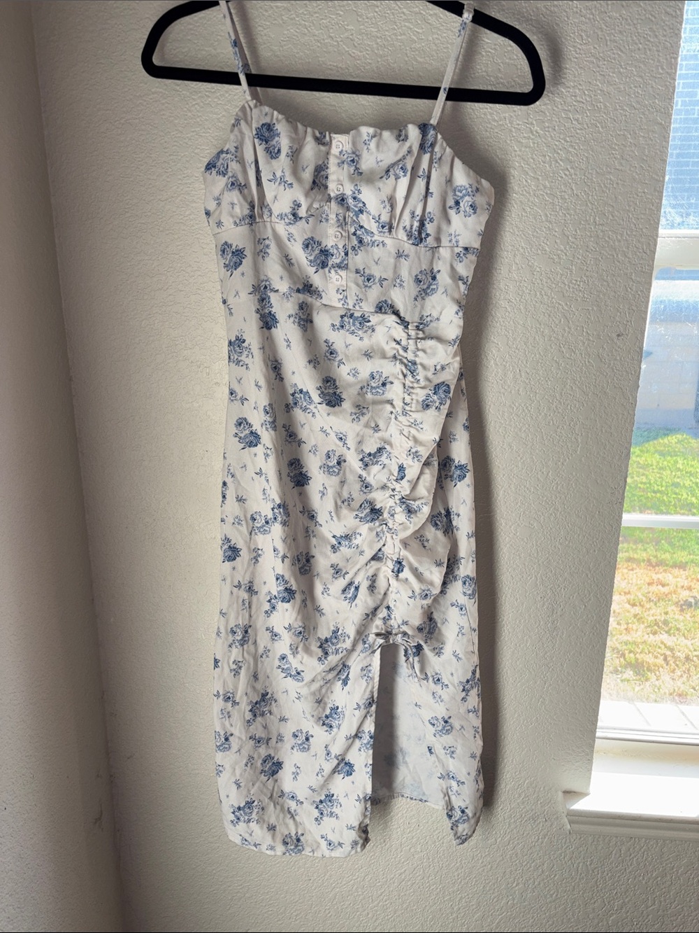 White & Blue Floral Ruched Midi cottage core milkmaid slip open Dress 14Y